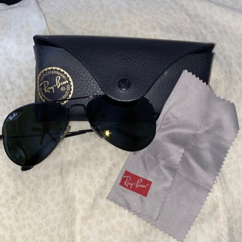 Ray Bans Black Aviator
